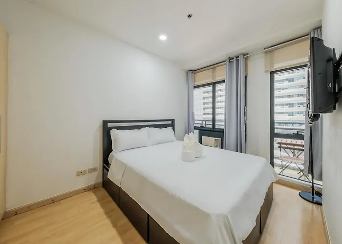 Free Parking At Gramercy With Big Tv And Fast Wifi Apartment